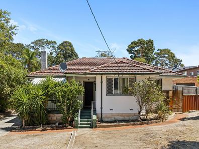 9 Grant Street, Embleton WA 6062