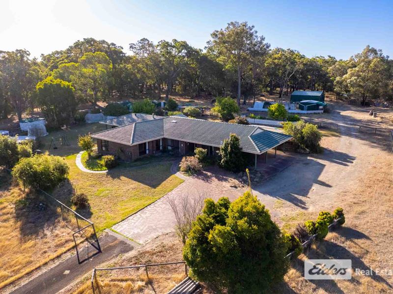 92 Warren Road, Millbrook WA 6330