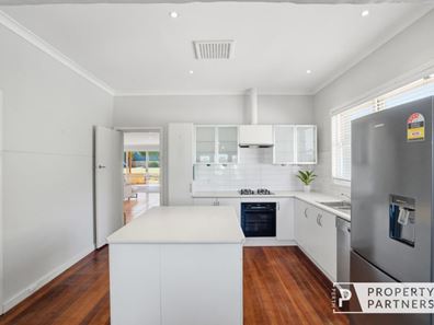88 Weaponess Road, Scarborough WA 6019