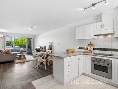 2/39 Wanneroo Road, Joondanna WA 6060