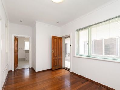 13 Wren Street, Mount Pleasant WA 6153