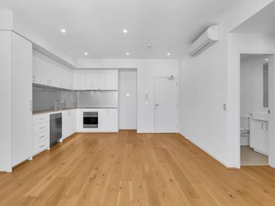 415/2 Rutland Ave, Lathlain WA 6100