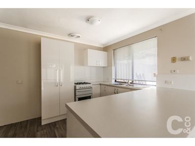 11 Gould Place, Parmelia WA 6167