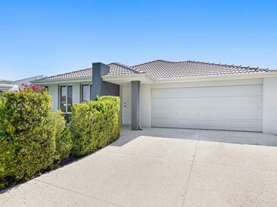 39 Lomond Way, Seville Grove WA 6112