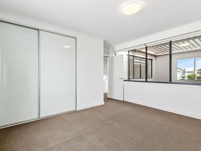 8 Lupin Hill Grove, Nedlands WA 6009