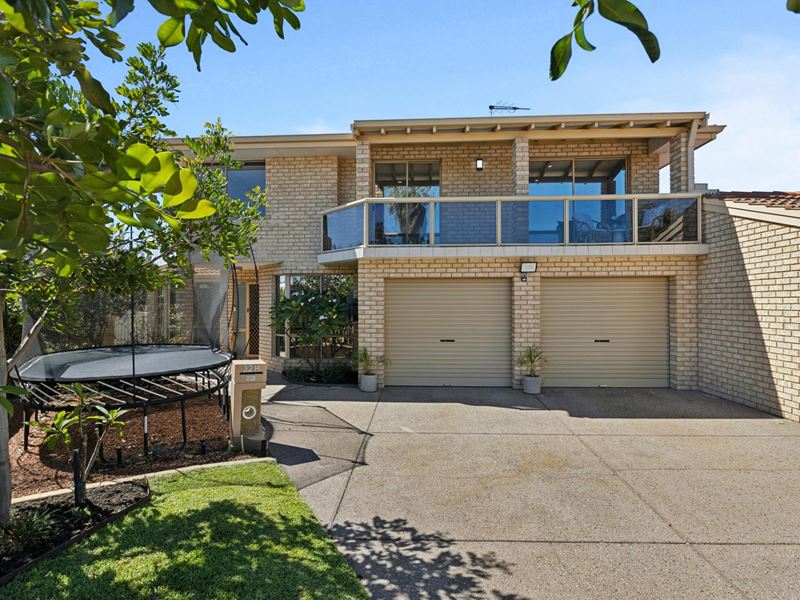 32B Cervantes Place, Sorrento WA 6020