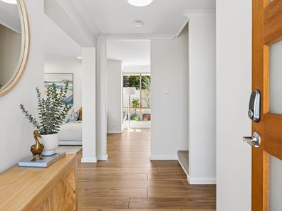 32B Cervantes Place, Sorrento WA 6020
