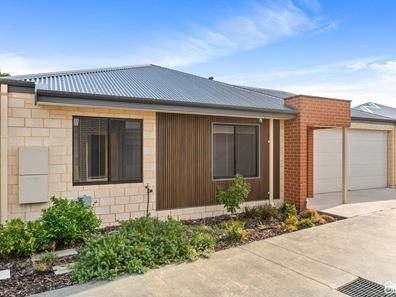 2/85 Railway Avenue, Kelmscott WA 6111