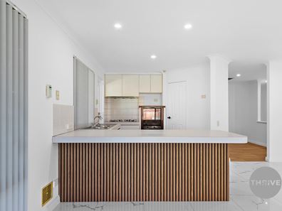 10 Turnbury Park Drive, Jandakot WA 6164