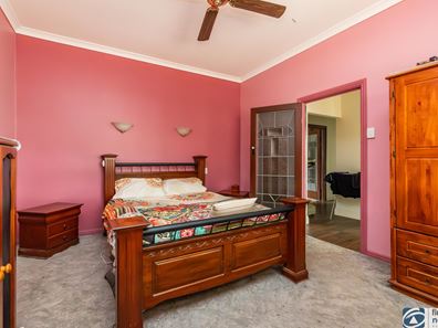 42 Kimberley Road, Clackline WA 6564