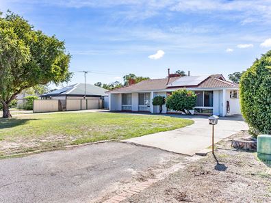 10 Carcoola Avenue, Pinjarra WA 6208