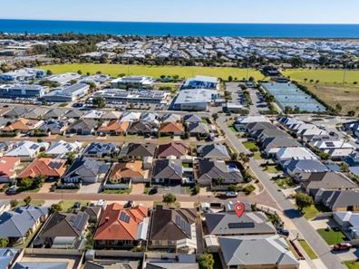 81 Malata Ridge, Lakelands WA 6180