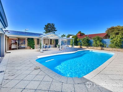 2 Gillon Road, Noranda WA 6062