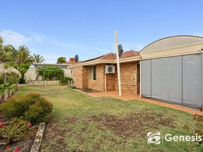15 Harewood Place, Marangaroo WA 6064