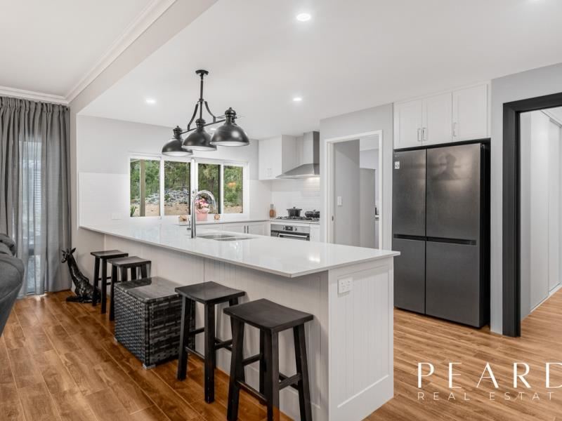 109 Willaring Way, Chittering