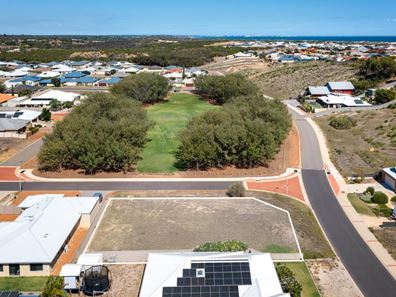 45 Stillwater Avenue, Drummond Cove WA 6532