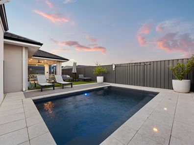 4 Salubris Street, Carramar WA 6031