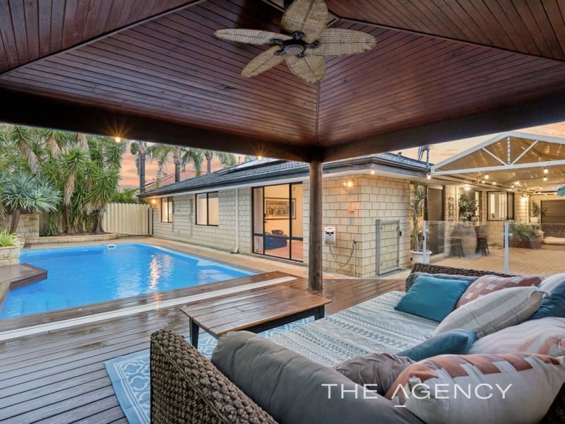 16 Kerlin Way, Carramar WA 6031
