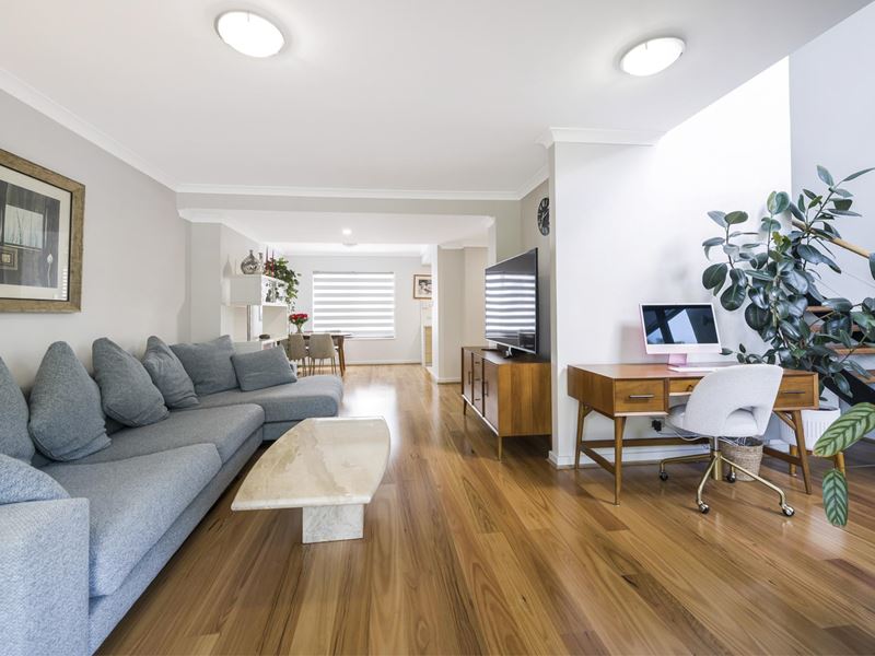 4/39 Labouchere Road, South Perth