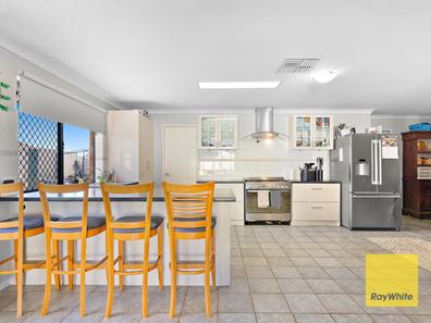 6 Raven Lane, Warnbro WA 6169