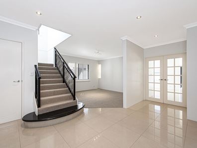 14 Cobblestones Circuit, Secret Harbour WA 6173