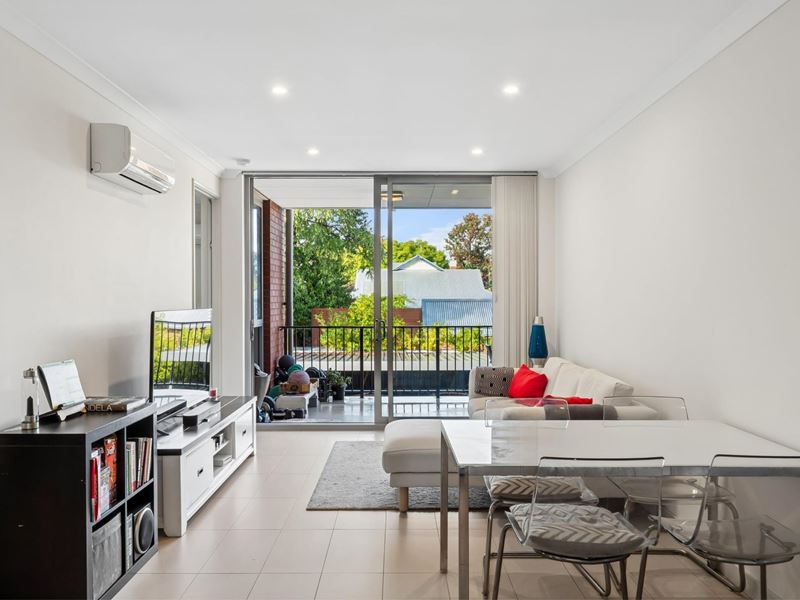 8/389 Bagot Road, Subiaco WA 6008