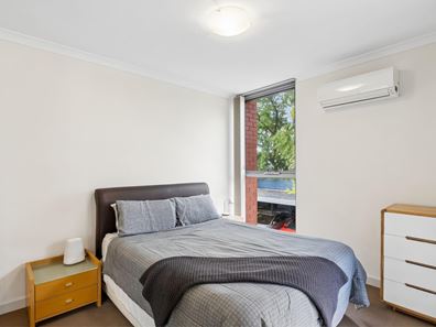 8/389 Bagot Road, Subiaco WA 6008