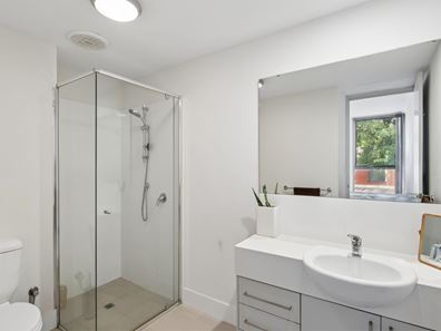 8/389 Bagot Road, Subiaco WA 6008