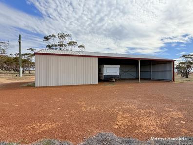 737 Cusack Drive, Wadderin WA 6369