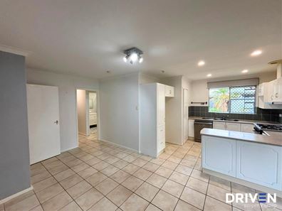 5 Tara Way, Kelmscott WA 6111