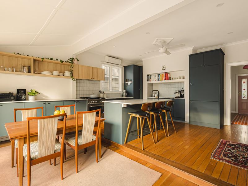 14 Coombe Street, Bayswater