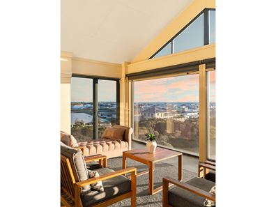 22 Caroline Way, Madora Bay WA 6210