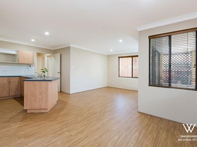 59 Centre Street, Queens Park WA 6107
