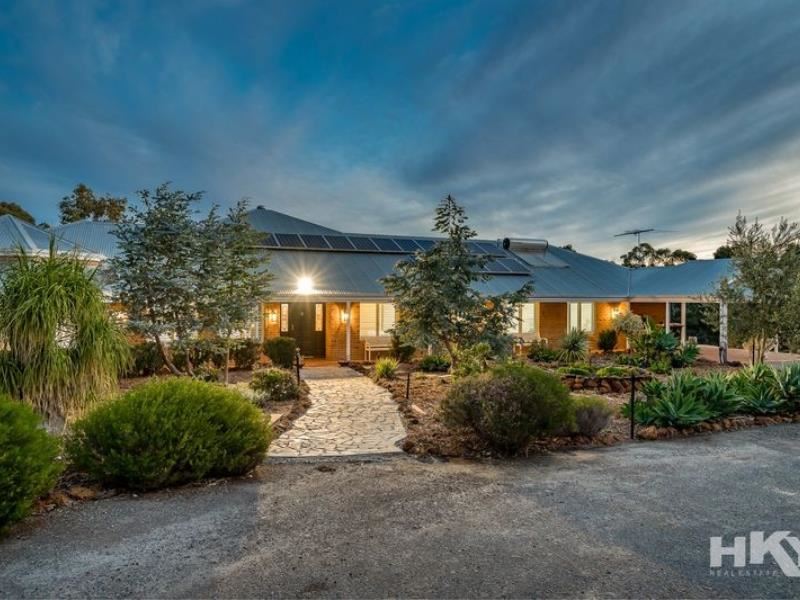 131 Santa Gertrudis Drive, Lower Chittering