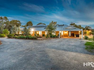 131 Santa Gertrudis Drive, Lower Chittering WA 6084