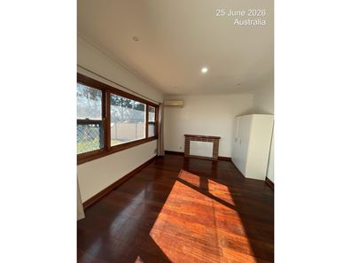 227, Hamilton st, Queens Park WA 6107