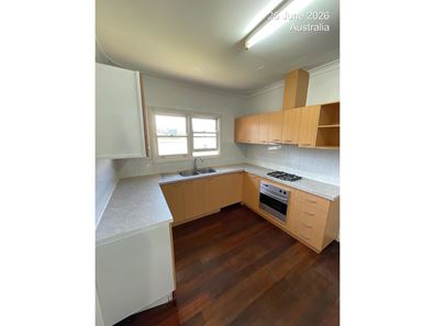 227, Hamilton st, Queens Park WA 6107