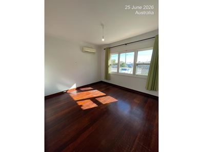 227, Hamilton st, Queens Park WA 6107
