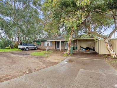 113 Eighth Road, Armadale WA 6112