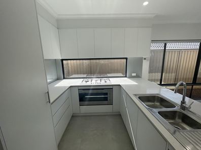 57 Harrogate Vista, Landsdale WA 6065