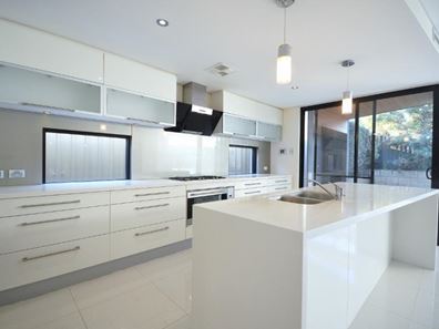 6A Barney Street, Mount Hawthorn WA 6016