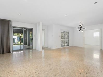 2 Oakover Street, East Fremantle WA 6158