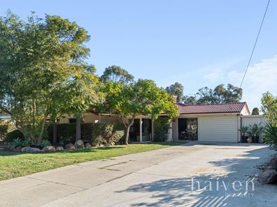 23 Highclere Boulevard, Marangaroo WA 6064