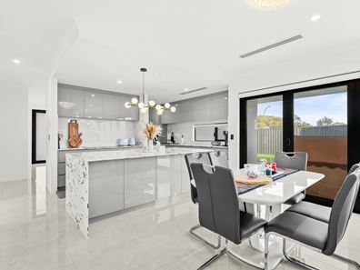 21 Barnevelder Bend, Southern River WA 6110