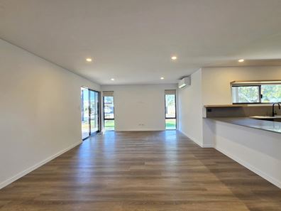 15 Ralph Street, Kalbarri WA 6536