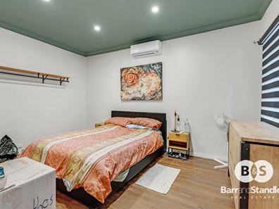 30 Hands Avenue, Carey Park WA 6230