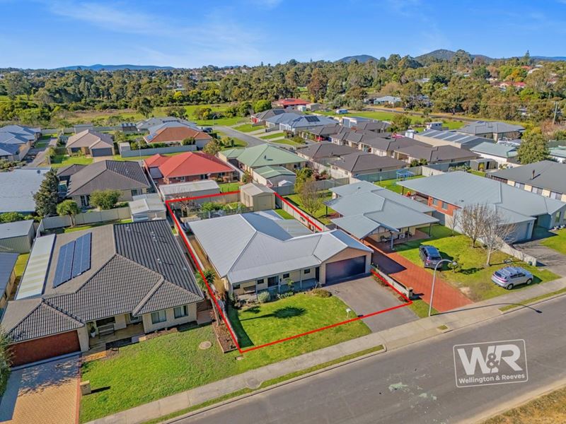 54 Clydesdale Road, Mckail