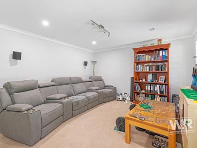 54 Clydesdale Road, Mckail WA 6330