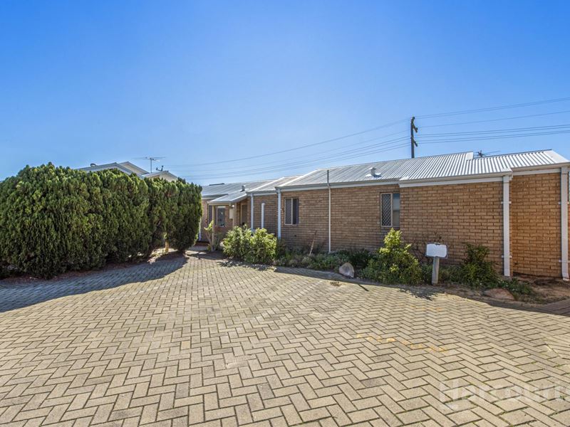 6/8 Ashford Avenue, Rockingham WA 6168