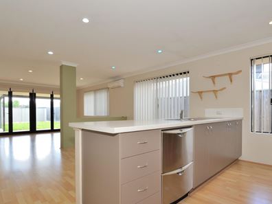 169 Elmridge Parkway, Ellenbrook WA 6069